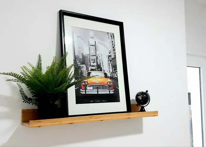 Cozy In The Heart Of Cruz