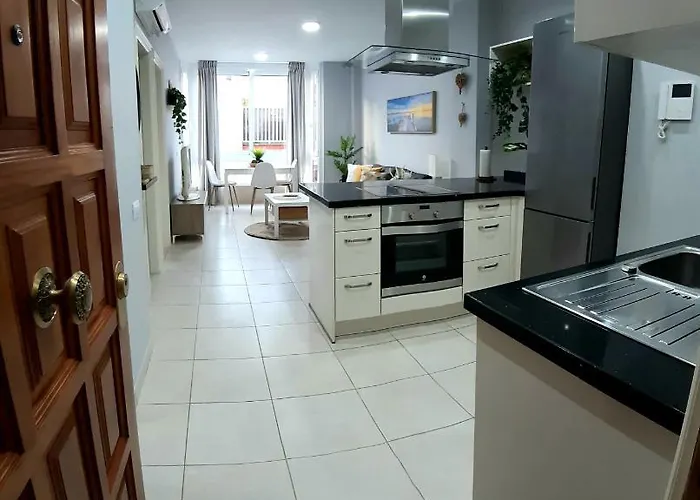 Cozy In The Heart Of Cruz